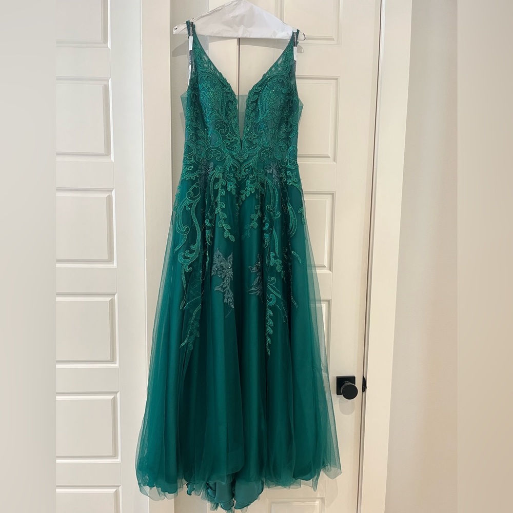 Monsini Formal Evening Gown Green Size 12